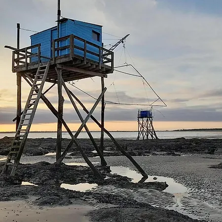 Stunning In With Wifi 펜션 Touvois